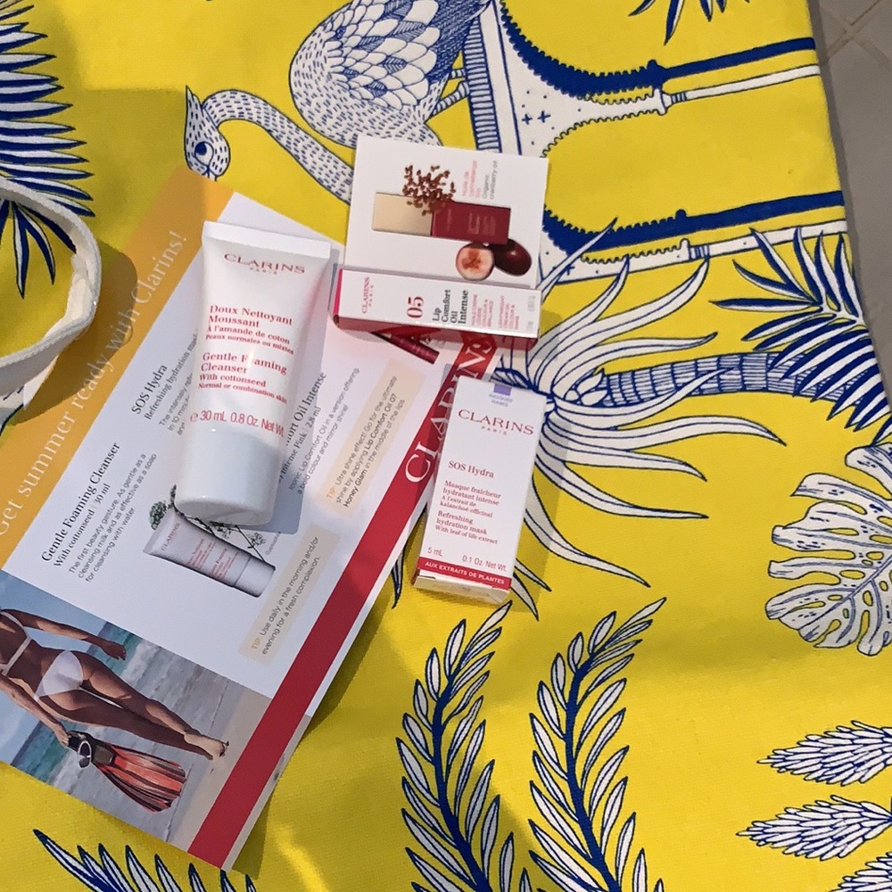 6/$42.Clarins set, sunscreen, Clinique lipstick